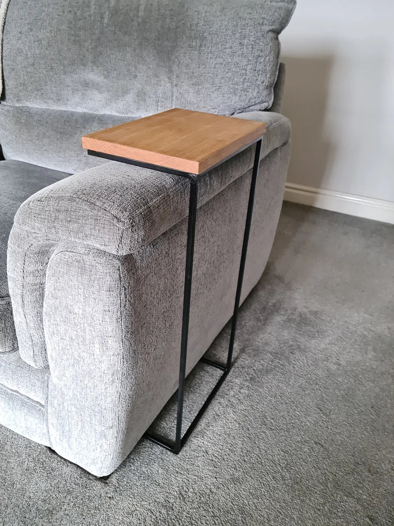 Table d'appoint pour canapé